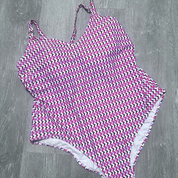 Kona Sol Red, Blue and White One Piece Swimsuit NWT - Picture 5 of 9